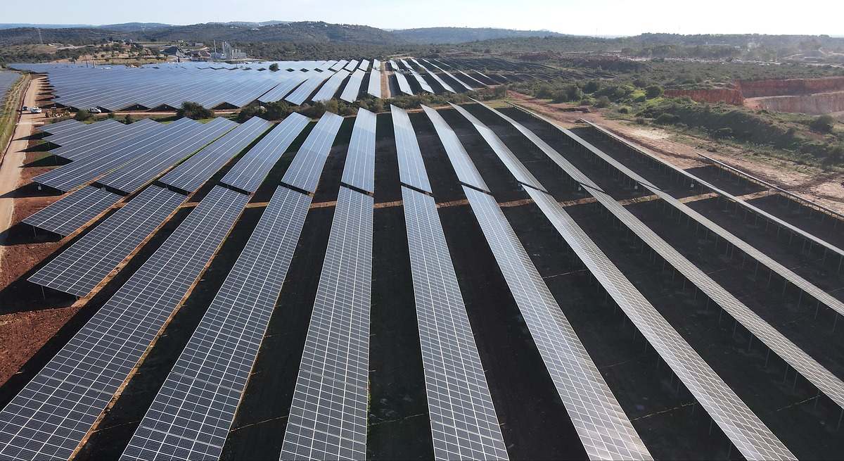 Iberdrola inaugura dos gigantes solares en Portugal, de 37 MW cada uno