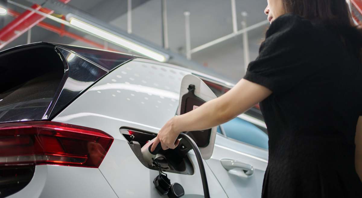 Pasarse al coche electrico o viajar en BlaBlaCar permite cobrar.jpg