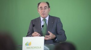 Iberdrola se alia con Amazon para mejorar la produccion energetica.jpg