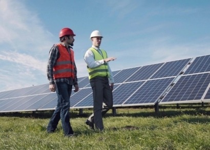 Celebrando 65 años de innovación solar y 30 años de liderazgo fotovoltaico en Europa