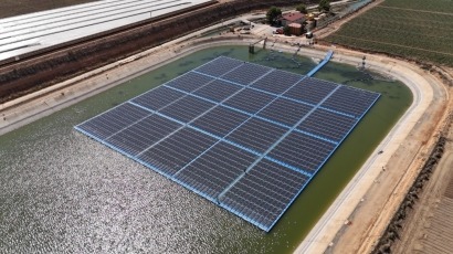 Energía solar flotante para autoconsumo en comunidad agrícola de Murcia